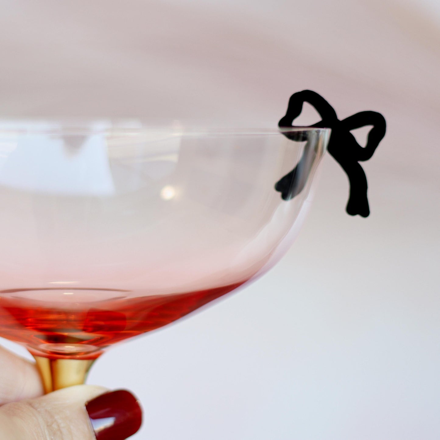 Bow Drink Tag, Bow Drink Marker, Coquette Bow Bridal Shower Decorations, Acrylic Wine Glass Charms for Modern Table Decor