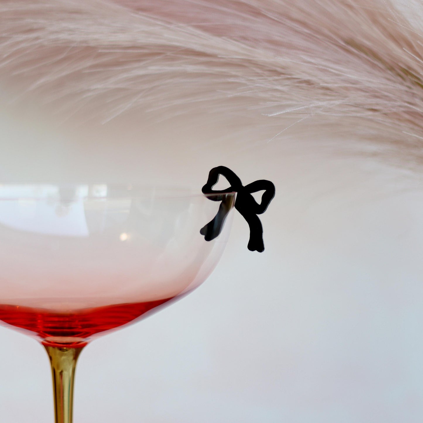 Bow Drink Tag, Bow Drink Marker, Coquette Bow Bridal Shower Decorations, Acrylic Wine Glass Charms for Modern Table Decor