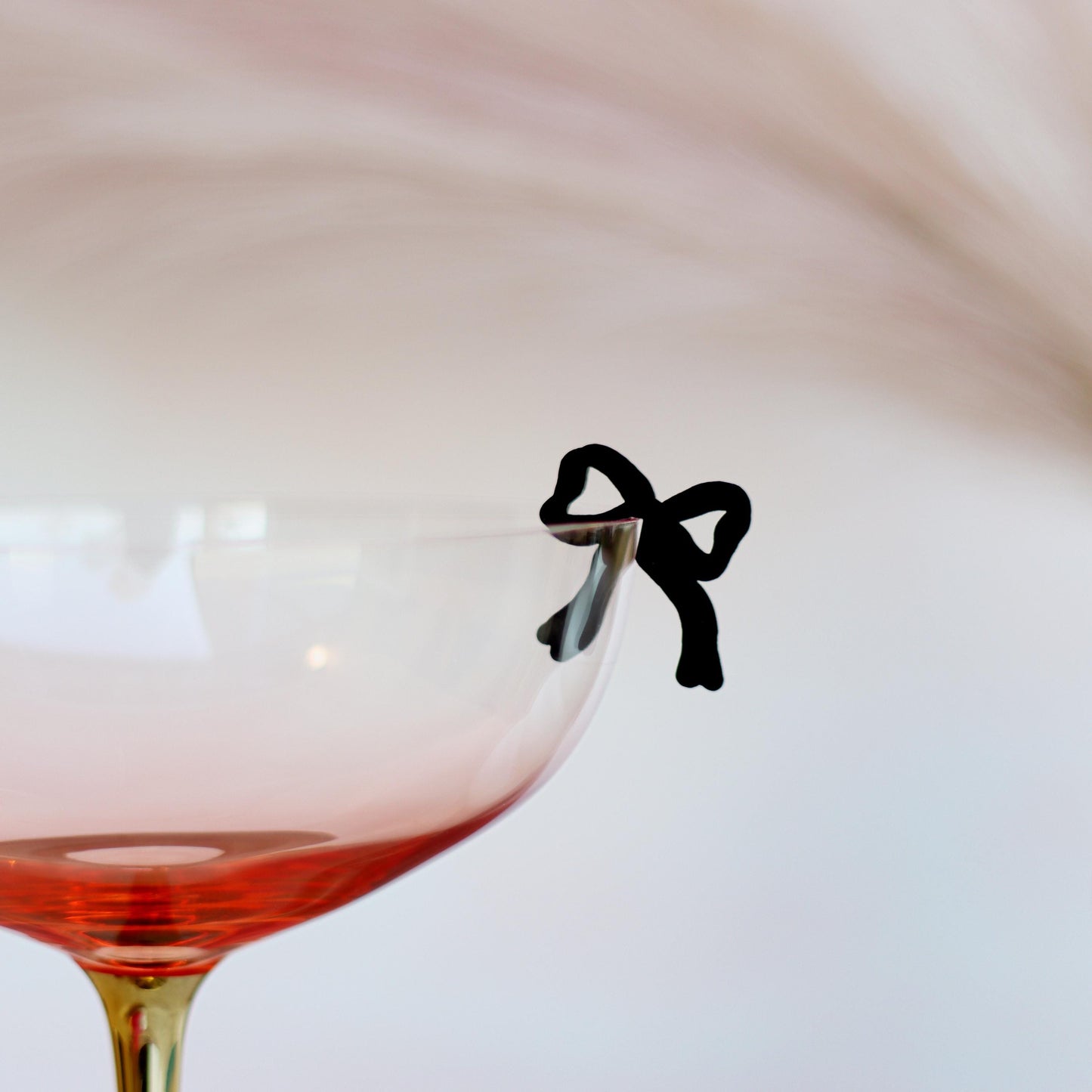 Bow Drink Tag, Bow Drink Marker, Coquette Bow Bridal Shower Decorations, Acrylic Wine Glass Charms for Modern Table Decor