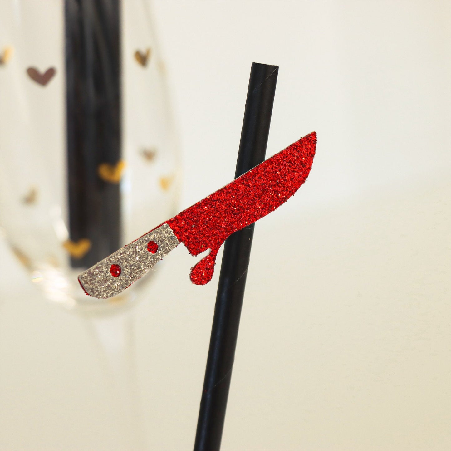Bloody Knife Paper Straws, Unique Barware for Halloween Birthday, Fun Party Decorations, Ideal Gift for Horror Movie Fans