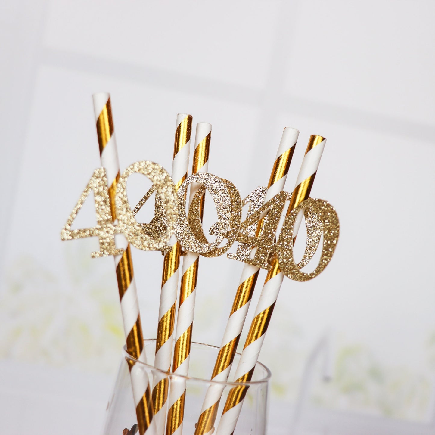 40th Birthday Party Decorations - Gold Party Straws, 40th Birthday Favors - Elegant & Stylish 40th Birthday Celebration Accessories