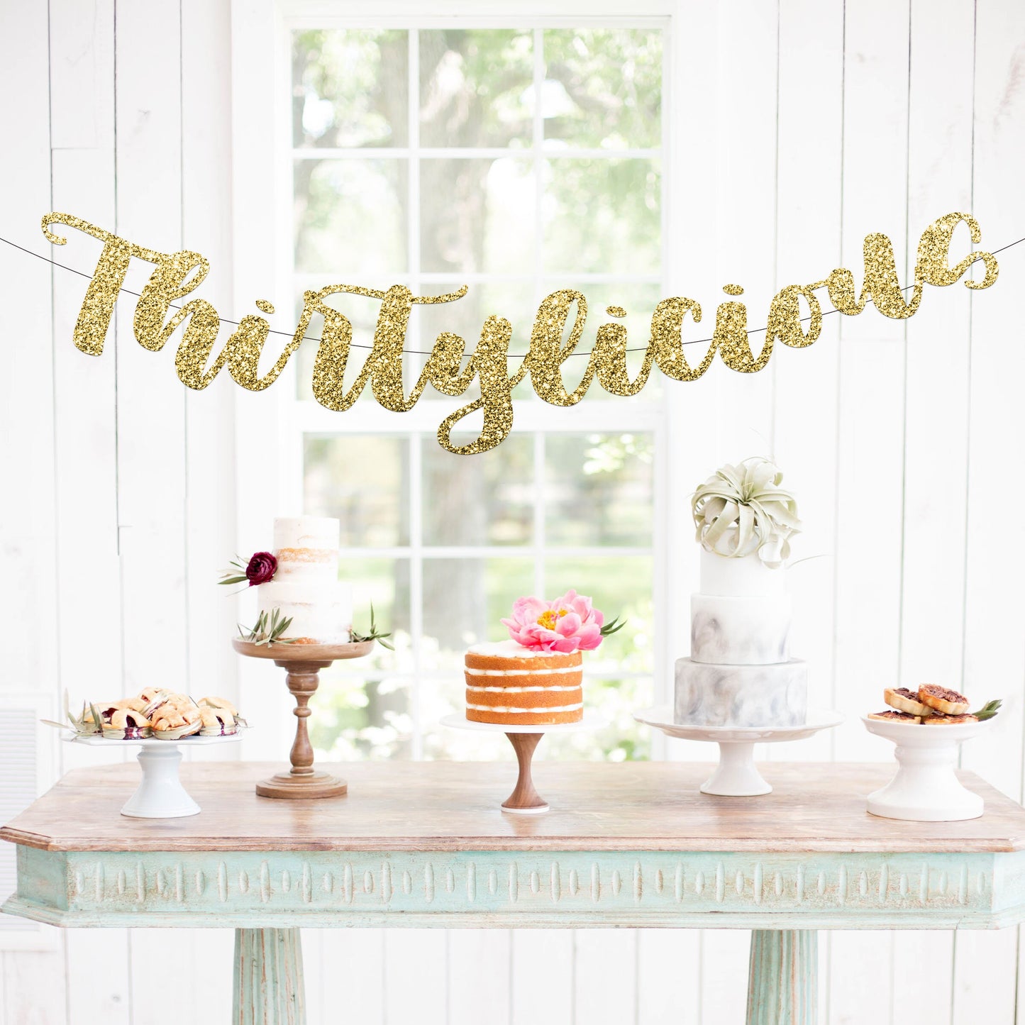 Thirtylicious 30th Birthday Banner